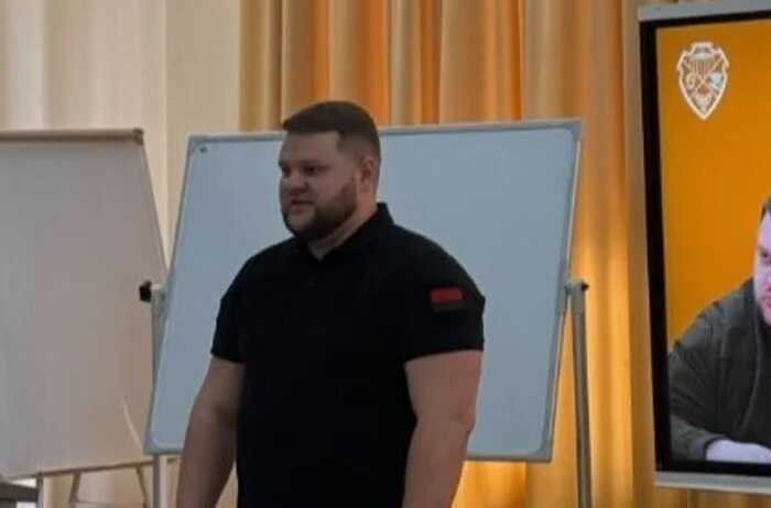 Спікер КМВА пригрозив «розбити ї*ало» журналісту після розслідування про доходи батька