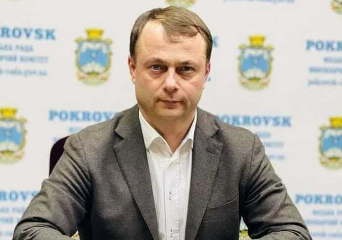 Мер Покровська Руслан Требушкін працює механіком у Мадриді та отримує доходи