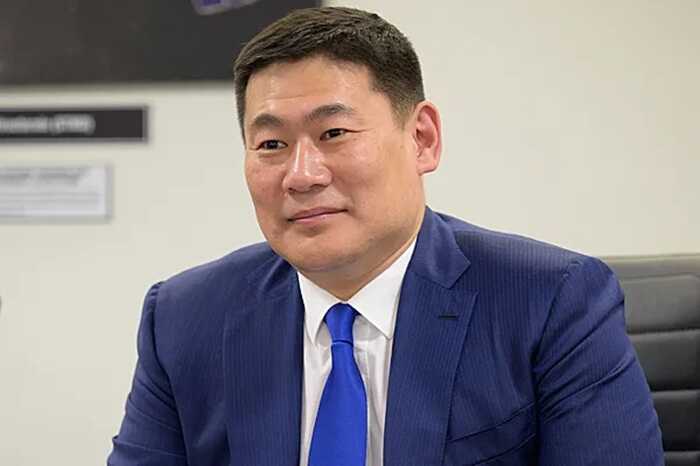 Премʼєр Монголії подав у відставку після скандалу із розкішним весіллям сина