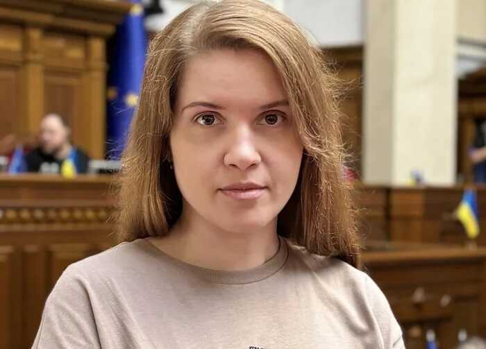 Безугла: Міноборони не закупило "Мавіки" і дрони-перехоплювачі, активісти мовчать