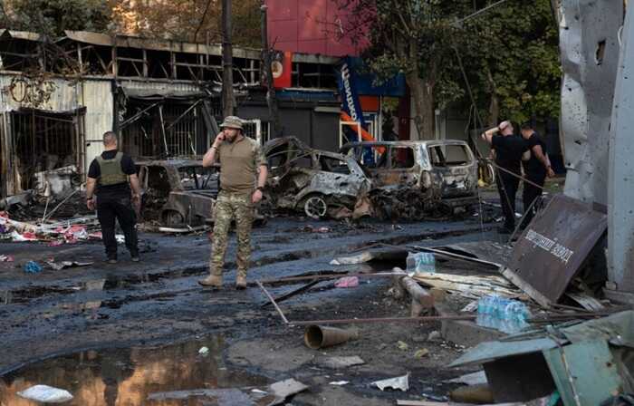 Росіяни обстріляли аптеку у Костянтинівці, постраждали цивільні
