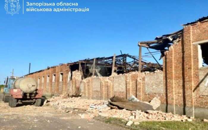 Окупанти атакували аграрне підприємство у Запорізькій області