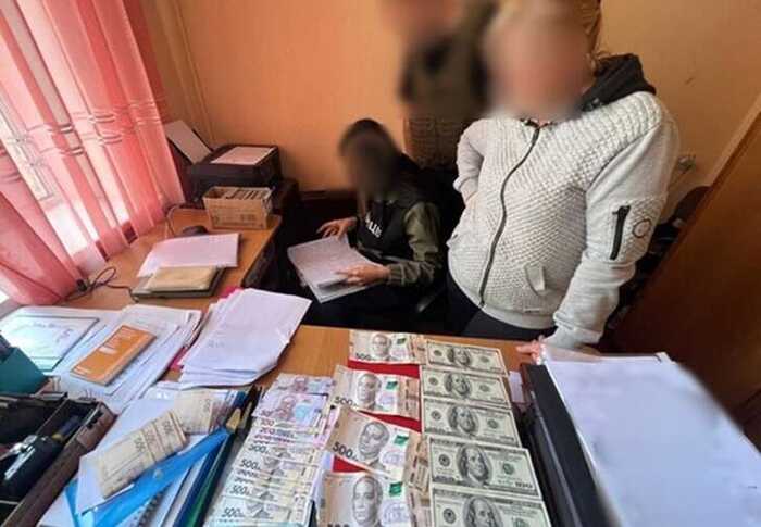 На Чернігівщині викрили схему фіктивного працевлаштування військовозобов’язаних у навчальні заклади