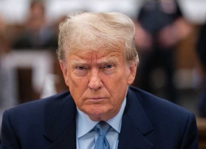 Трамп запроваджує 25% мита на імпорт з Японії та Південної Кореї
