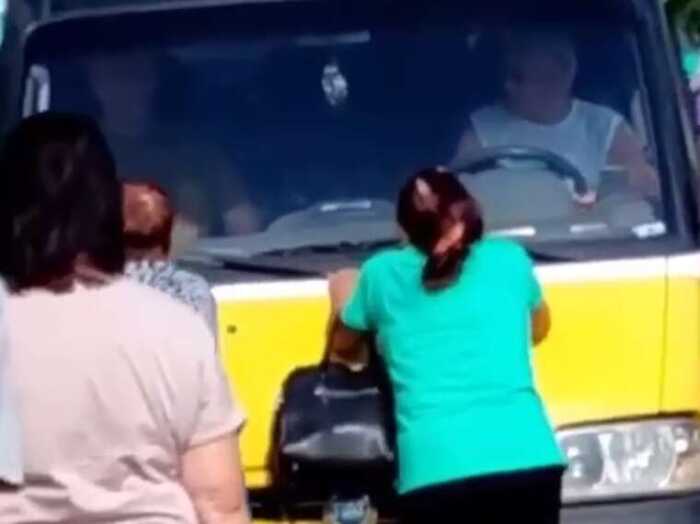 У Мерефі загинула жінка намагаючись врятувати мобілізованого сина
