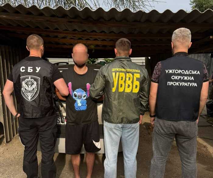 На Закарпатті викрили “бізнесмена”, який за 8000 доларів переправляв ухилянтів до Угорщини — ДПСУ