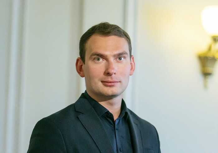 Рада терміново збереться наступного тижня через новий закон про НАБУ і САП, — Железняк