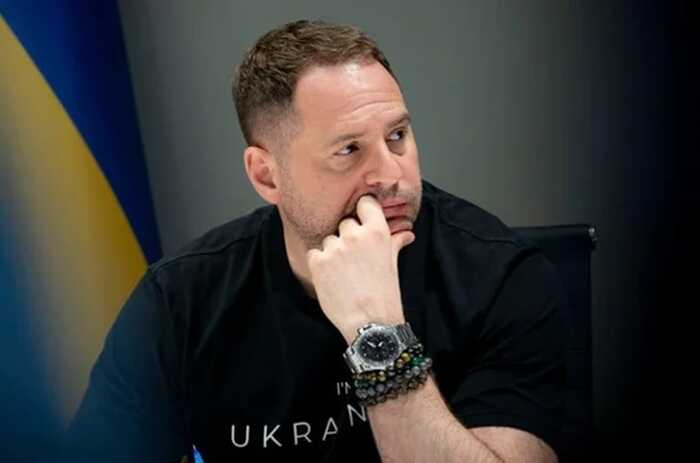 Єрмак у перші години війни відкинув вимогу про капітуляцію від представника Кремля — FT